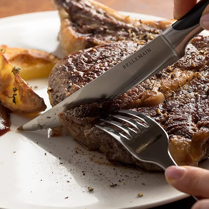 Serrated steel at the table.